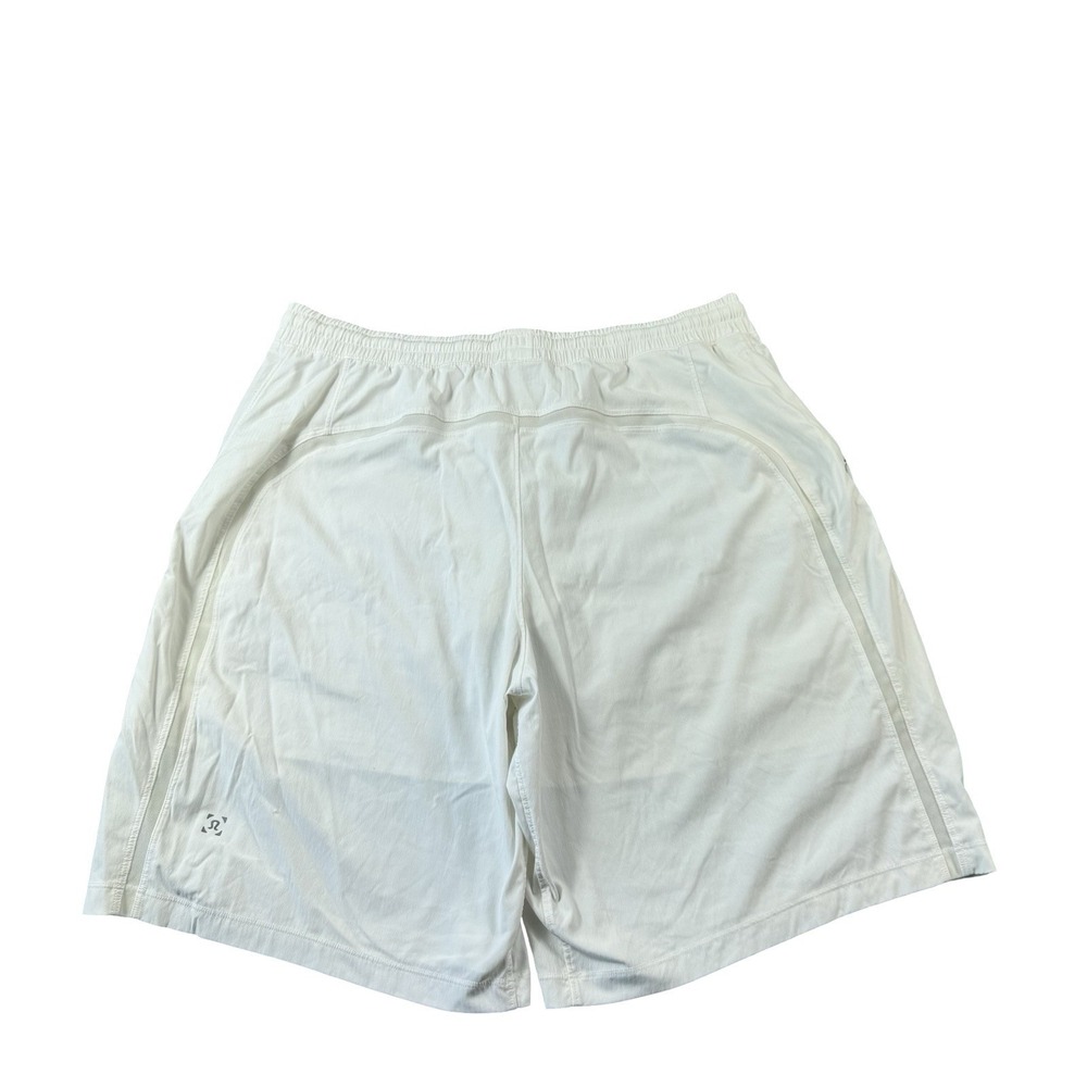 Lululemon Pace Breaker Mens Mesh Lined Running Shorts Cream 9 Inch Inseam Size L